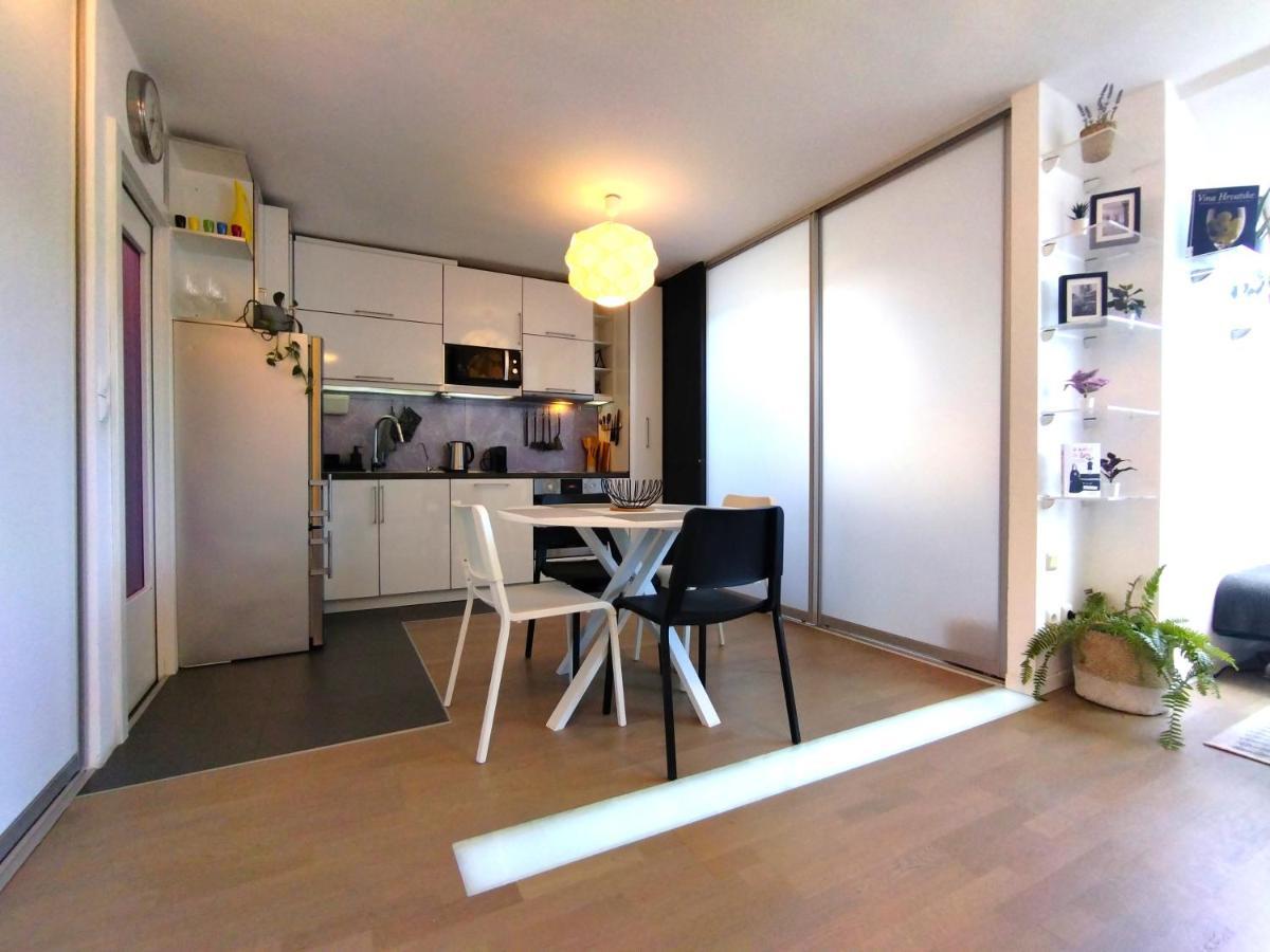 Apartment Lila Zagreb Extérieur photo